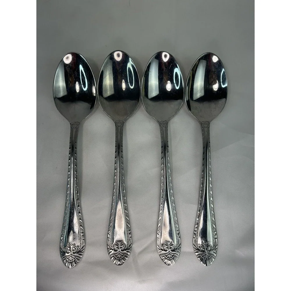 4 Reed & Barton ROYAL BRITANNIA Stainless Glossy Soup Spoon Vintage Flatware‎
